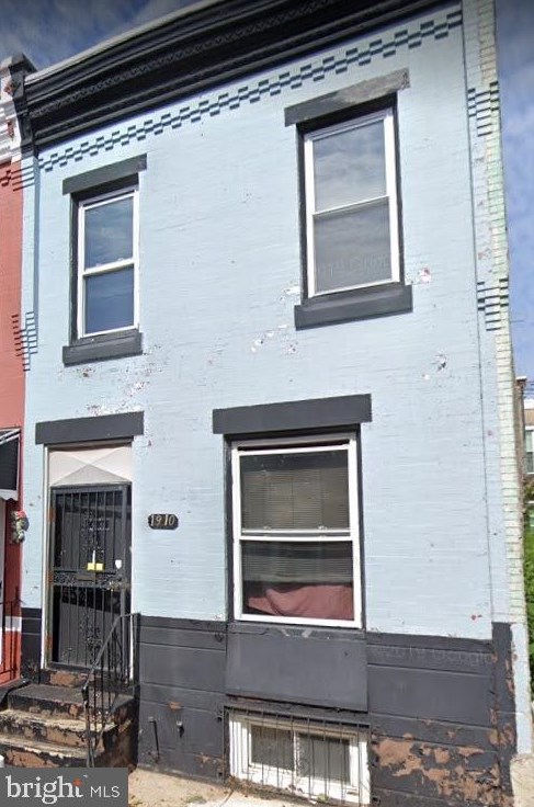 1910 Napa St, Philadelphia, PA 19121-1714