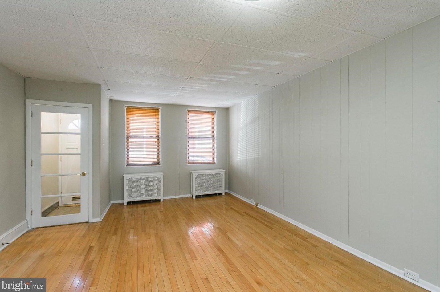 808 Watkins St, Philadelphia PA  19148-1634 exterior
