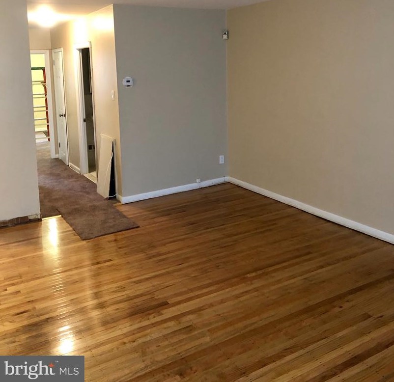 3922 Lankenau Ave, Philadelphia, PA 19131
