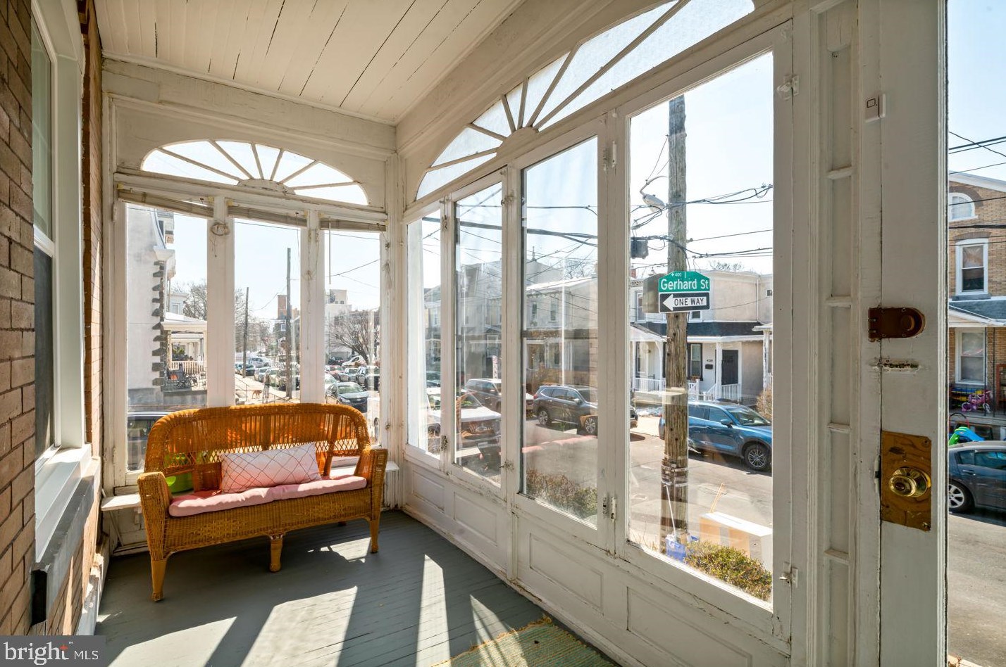 4333 Mitchell St, Philadelphia, PA 19128-3445