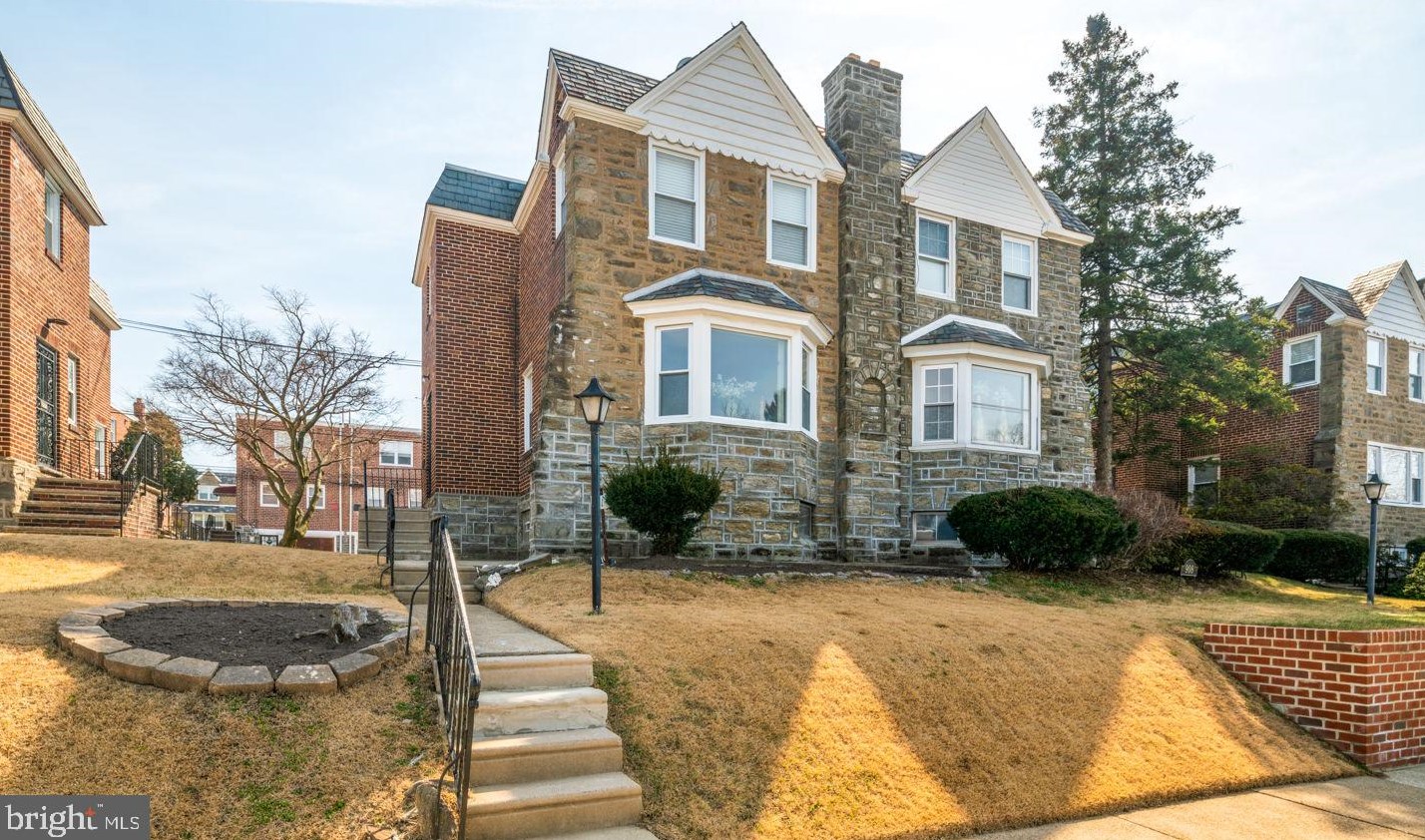 910 Murdoch Rd, Philadelphia, PA 19150-3214