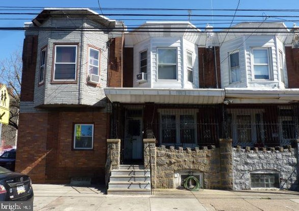 3333 G St, Philadelphia, PA 19134-1931