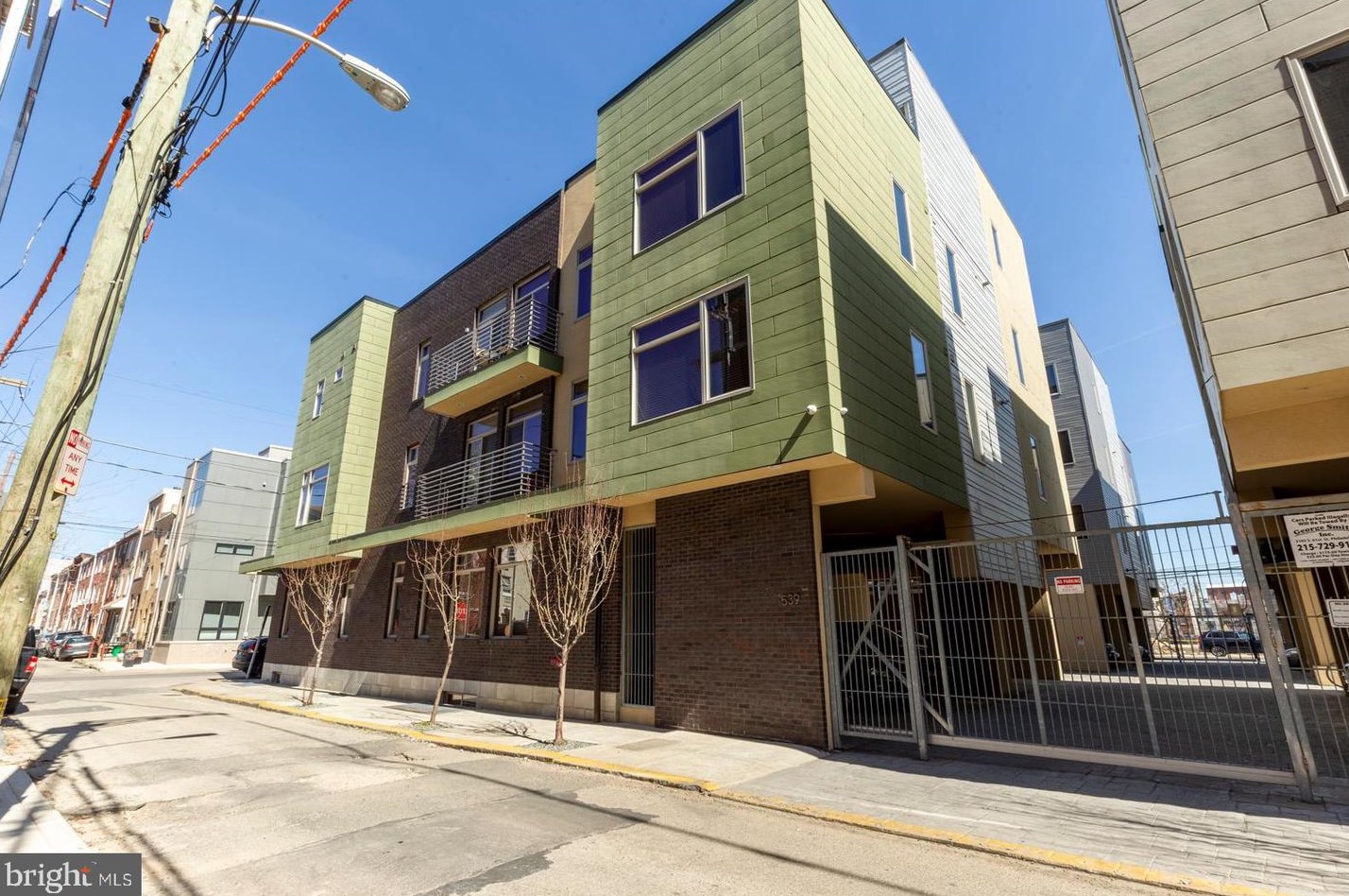 1535 Philip St, Philadelphia PA  19122 exterior