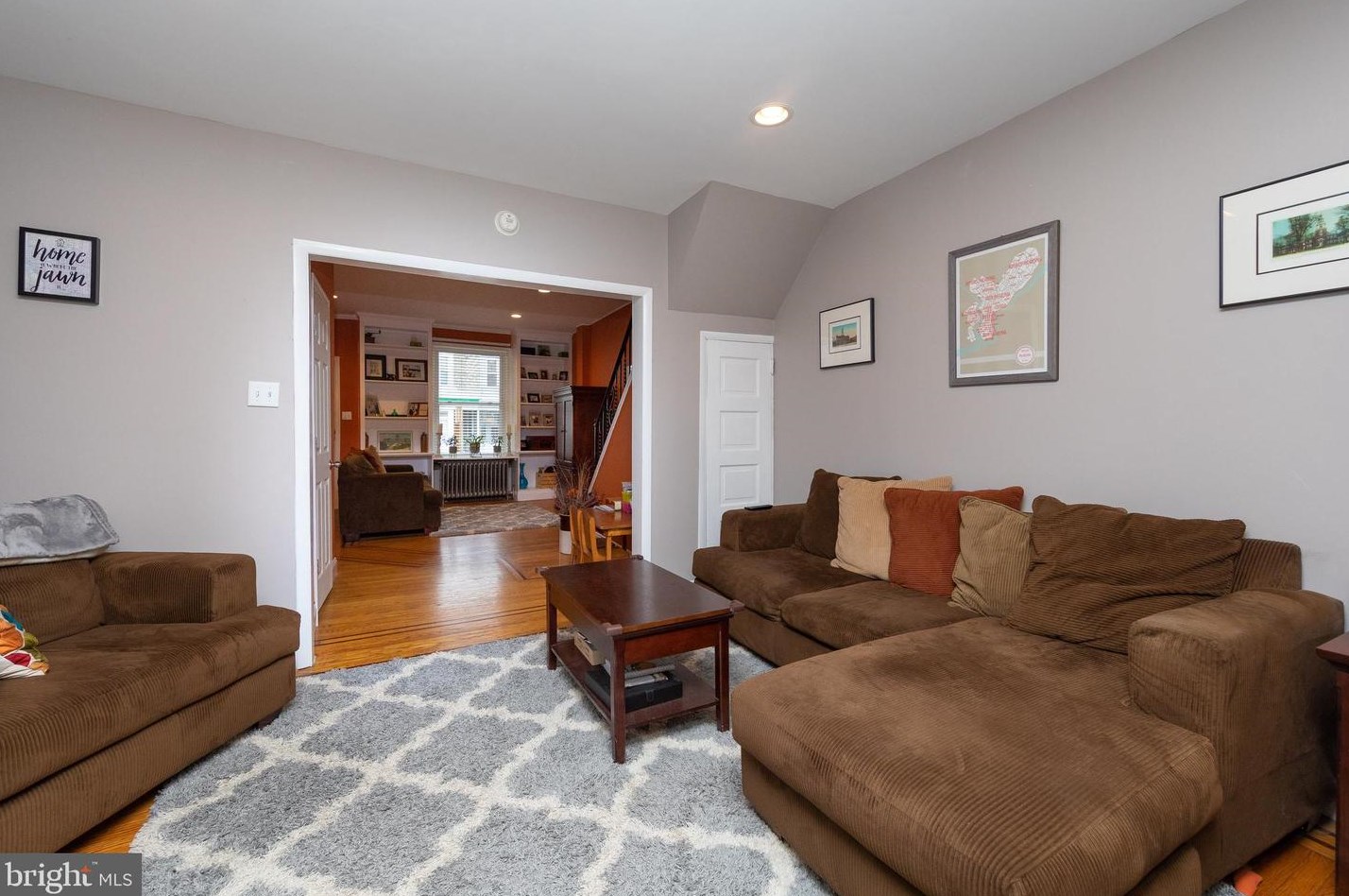 4306 Manayunk Ave, Philadelphia PA 19128-4929 exterior