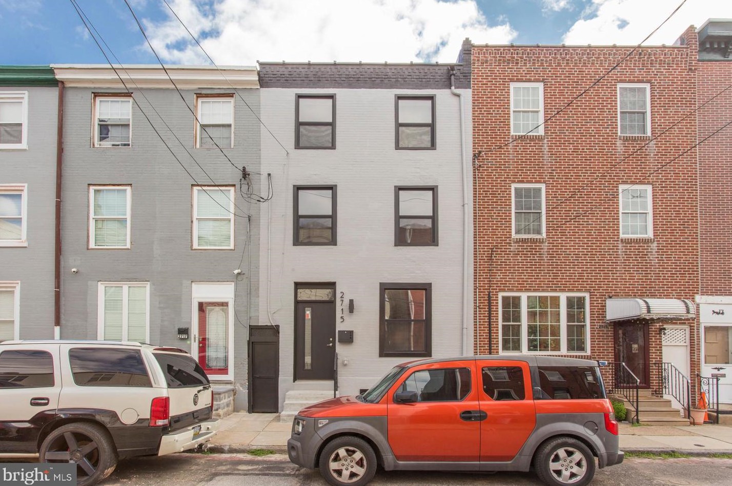 2715 Salmon St, Philadelphia, PA 19134-5604