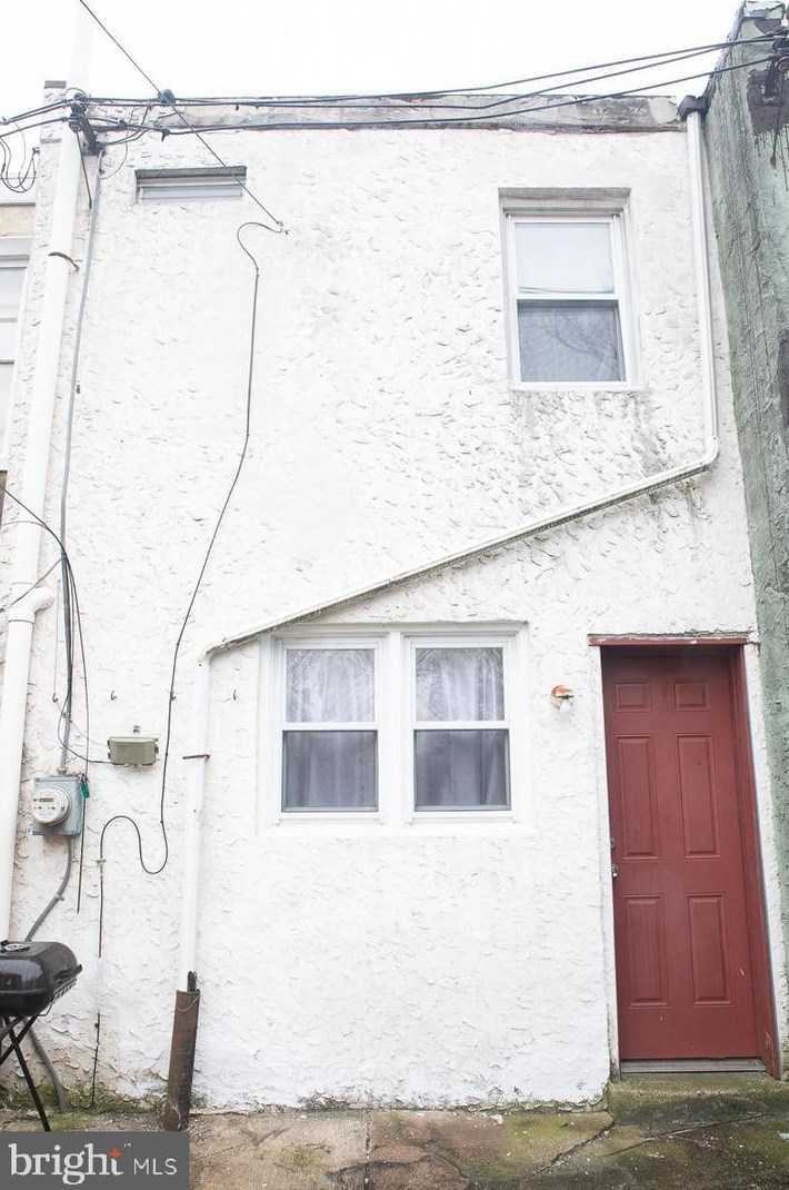 4608 Josephine St, Philadelphia, PA 19124-3435