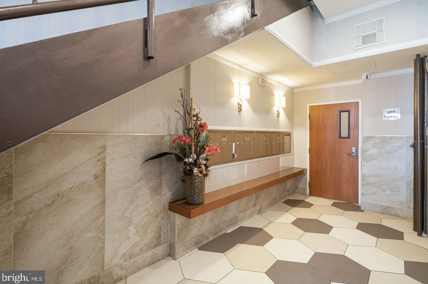 1904 Spring Garden St, Philadelphia PA  19130-4119 exterior