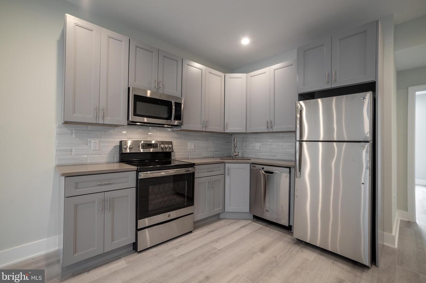4219 Filbert St #d, Philadelphia, PA 19104