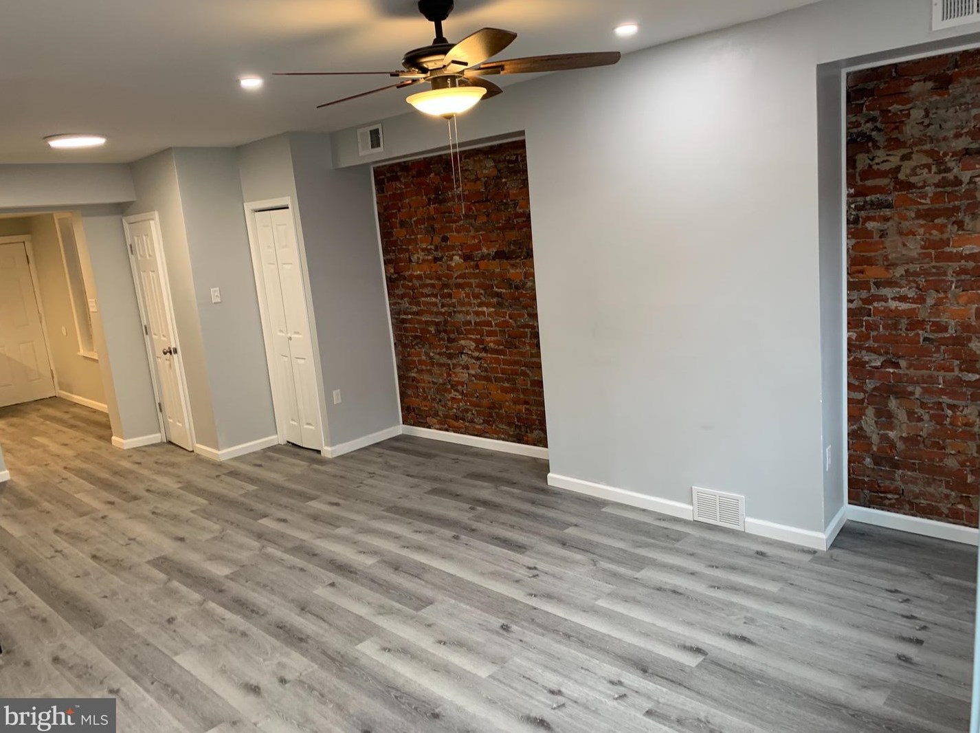 2309 Fernon St, Philadelphia, PA 19145