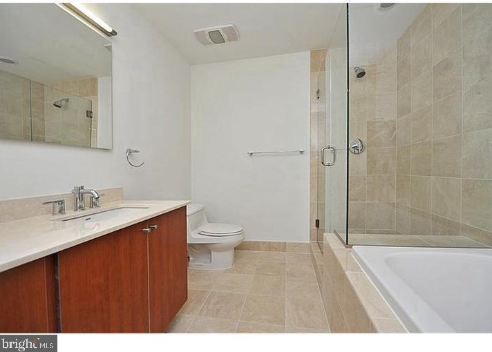 1101 Locust St #6c, Philadelphia, PA