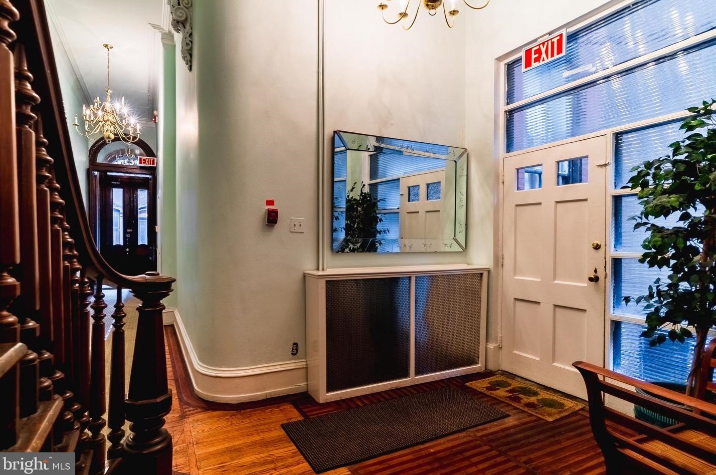 2028 Spruce St, Philadelphia PA  19103-6524 exterior