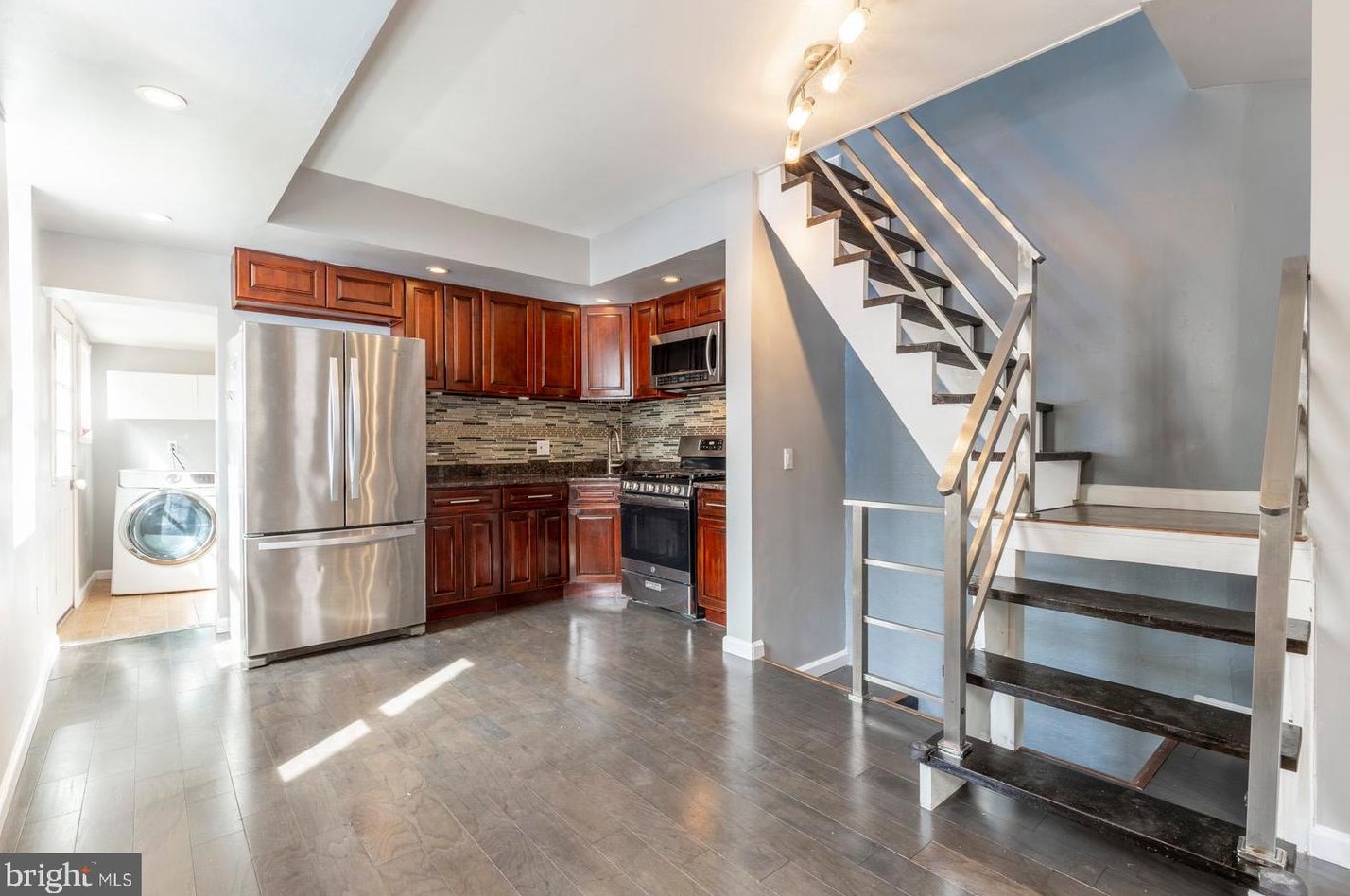 1104 Dunton St, Philadelphia PA  19123-1703 exterior