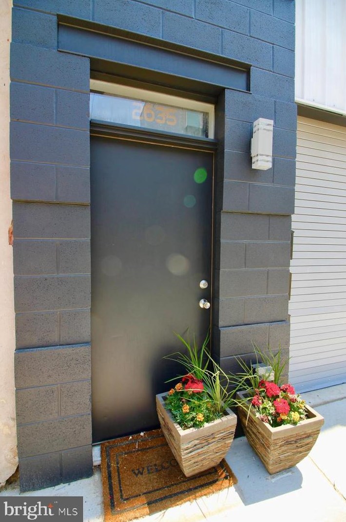 2635 Livingston St #2, Philadelphia, PA 19125