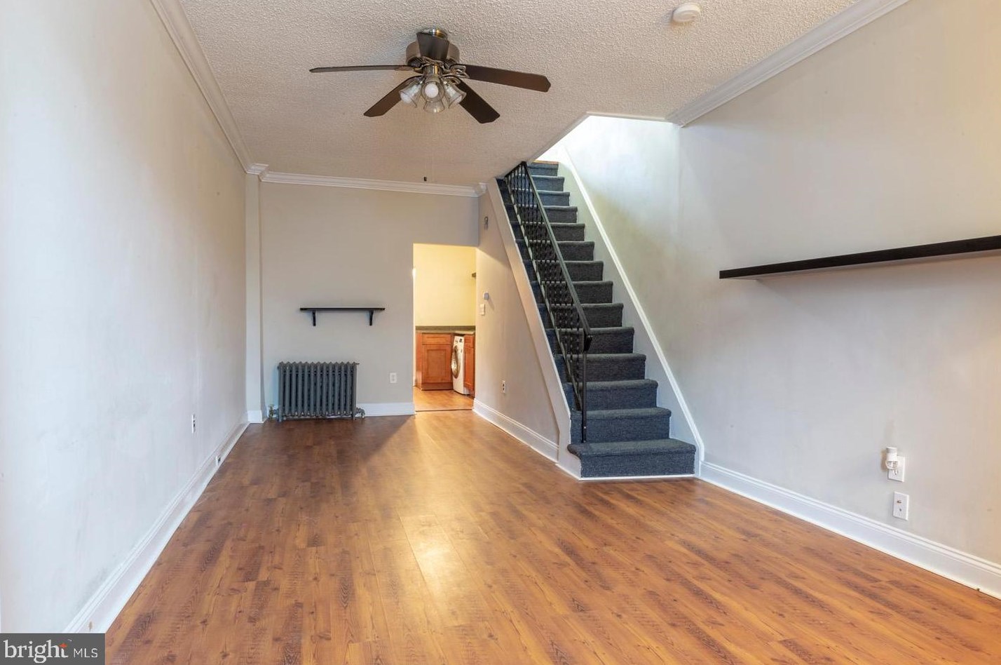 2221 E Albert St, Philadelphia, PA 19125