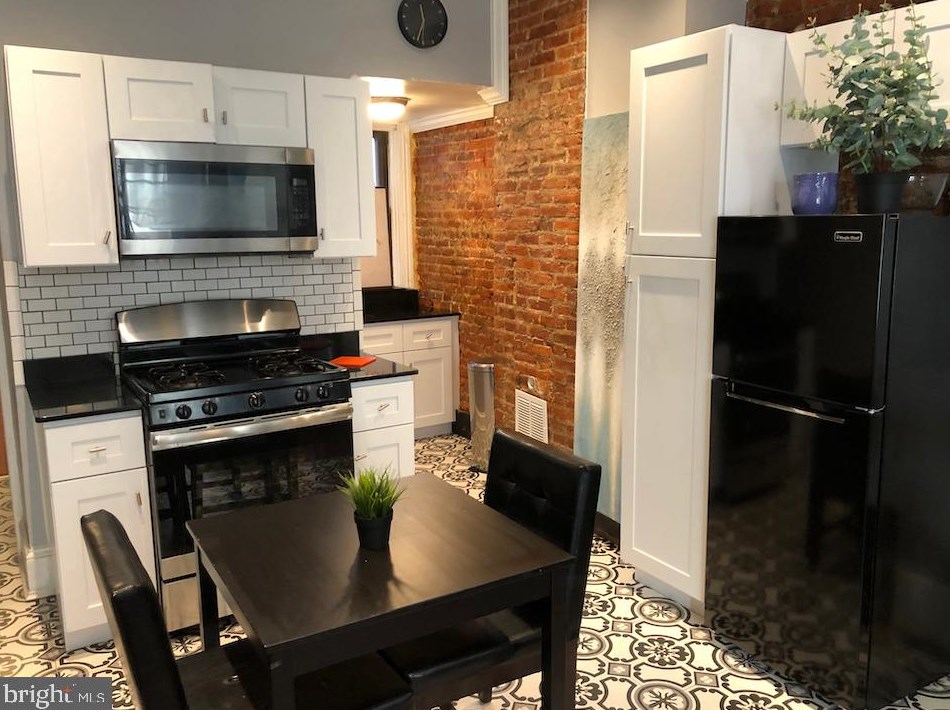 2115 E Cumberland St # 1, Philadelphia, PA
