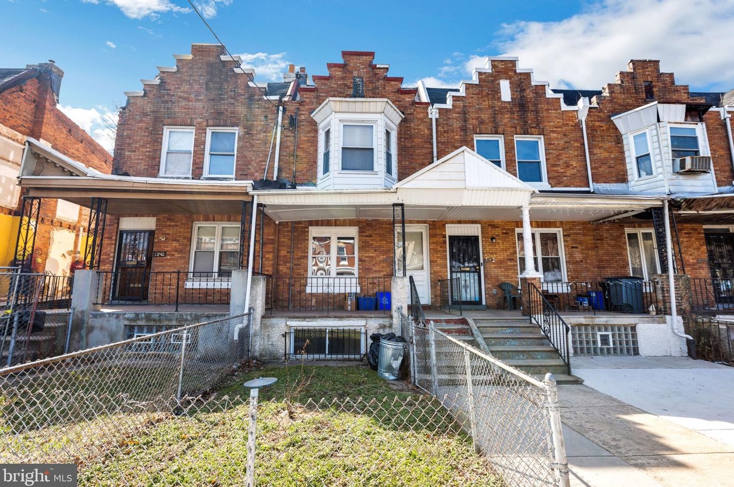 5242 Cedar Ave, Philadelphia, PA 19143-1525