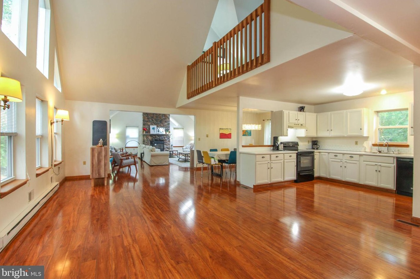 4219 Winchester Way, Bushkill PA  18324-6919 exterior