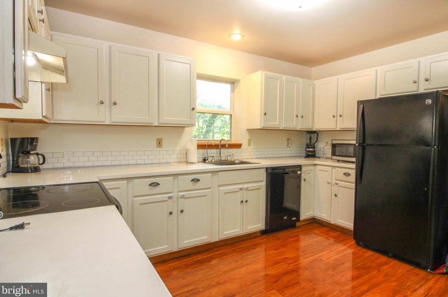 4219 Winchester Way, Bushkill PA  18324-6919 exterior