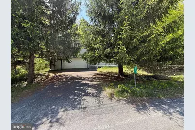 263 Canterbury Road, Bushkill, PA 18324 - Photo 2