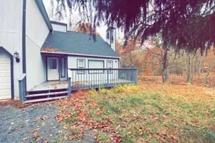 263 Canterbury Rd, Bushkill, PA 18324 - Photo 4