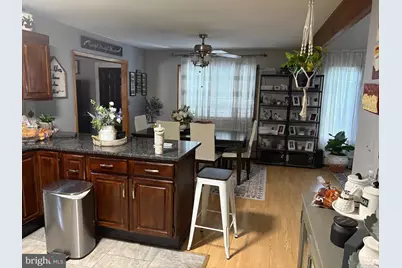 129 Segatti Circle, Bushkill, PA 18324 - Photo 4