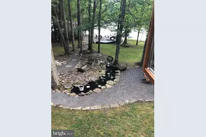 113 Indian Dr, Greentown, PA 18426 - Photo 1