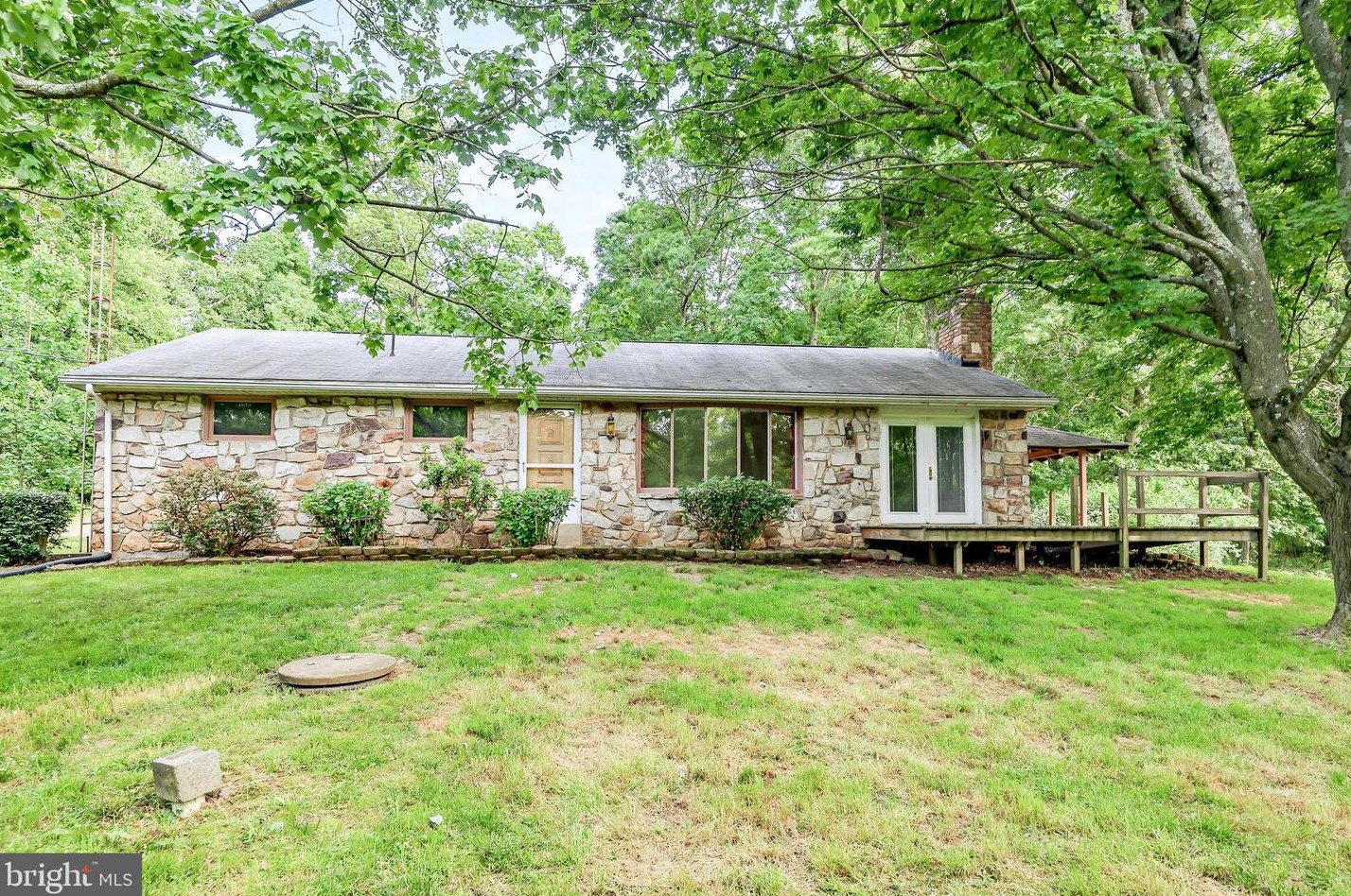 165 Clouser Hollow Rd, Mansville, PA 17024-9034