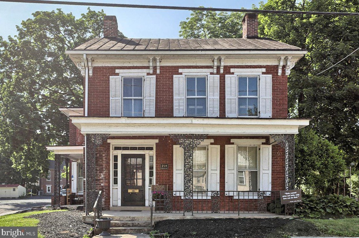219 N Market St, Duncannon, PA 17020