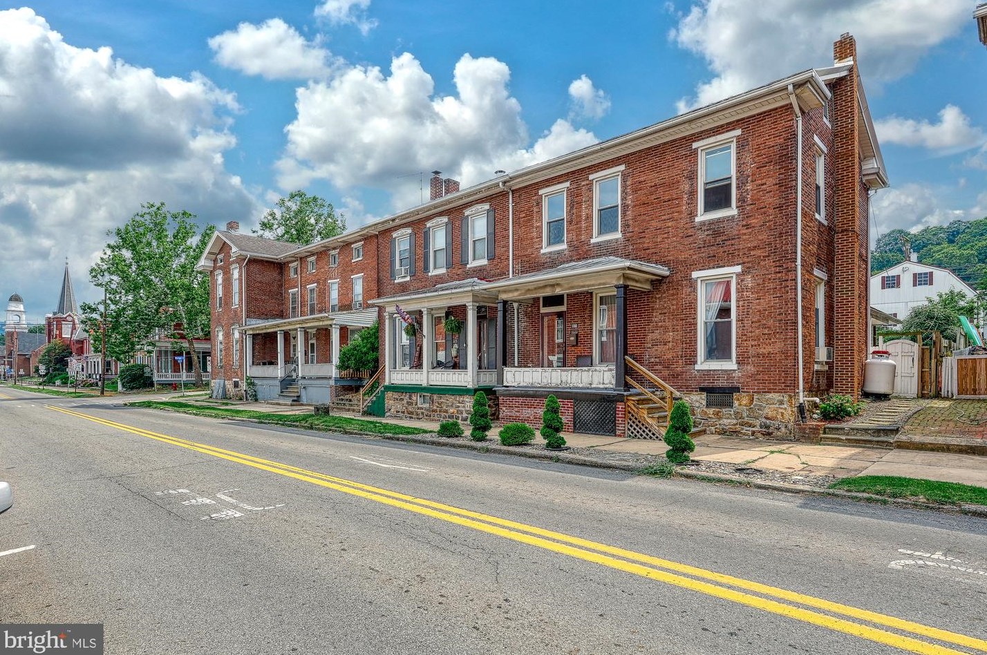 115 N 4th St, Wila, PA 17074