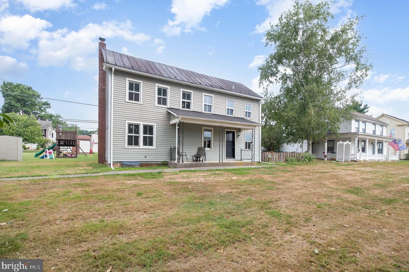 104 N Market St, Mount Patrick, PA 17045