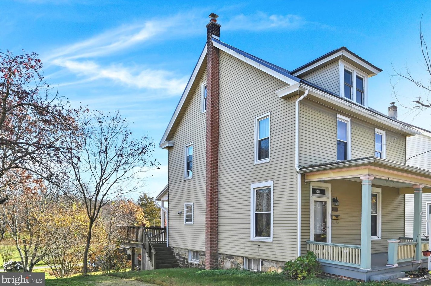 348 N 4th St, Wila, PA 17074