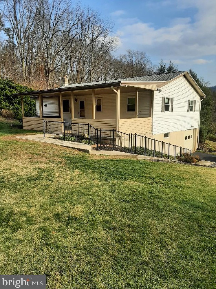 131 Hunters Church Rd, Mount Patrick, PA 17045
