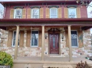 406 N Market St, Mount Patrick, PA 17045