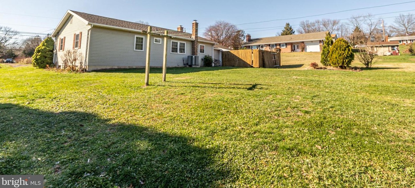 5 Eisenhower Blvd, Duncannon, PA 17020