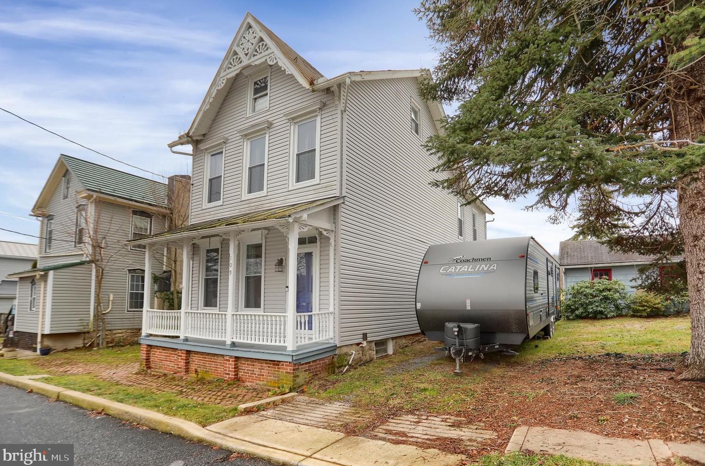 109 W Mcclure St, Paradise Park, PA 17068