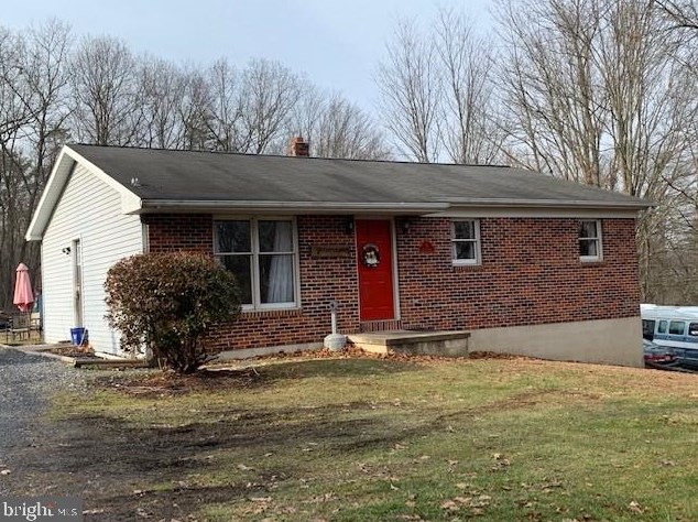 15 Allen Dr, Shermansdale, PA 17090