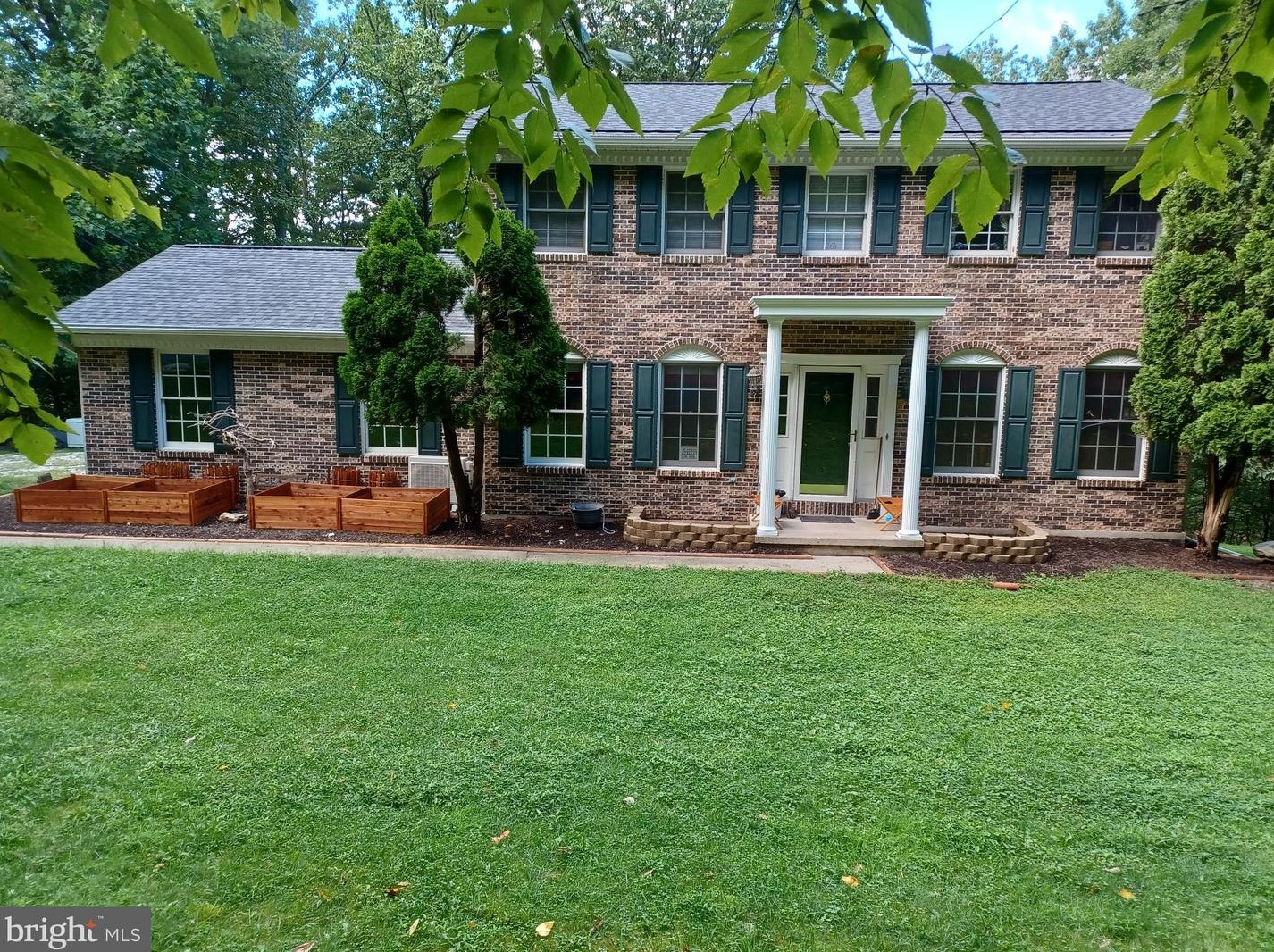 140 Barnett Dr, Duncannon, PA 17020