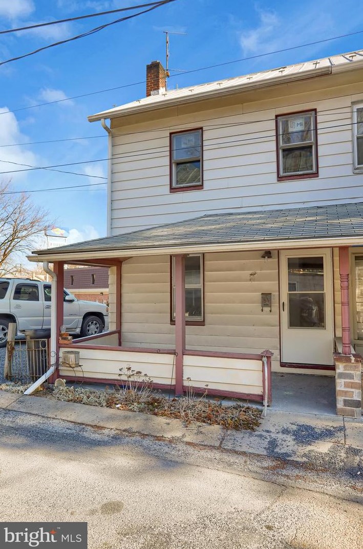 51 Valley St, Duncannon, PA 17020