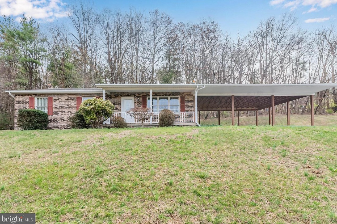 1429 Mckeehan Rd, Paradise Park, PA 17068