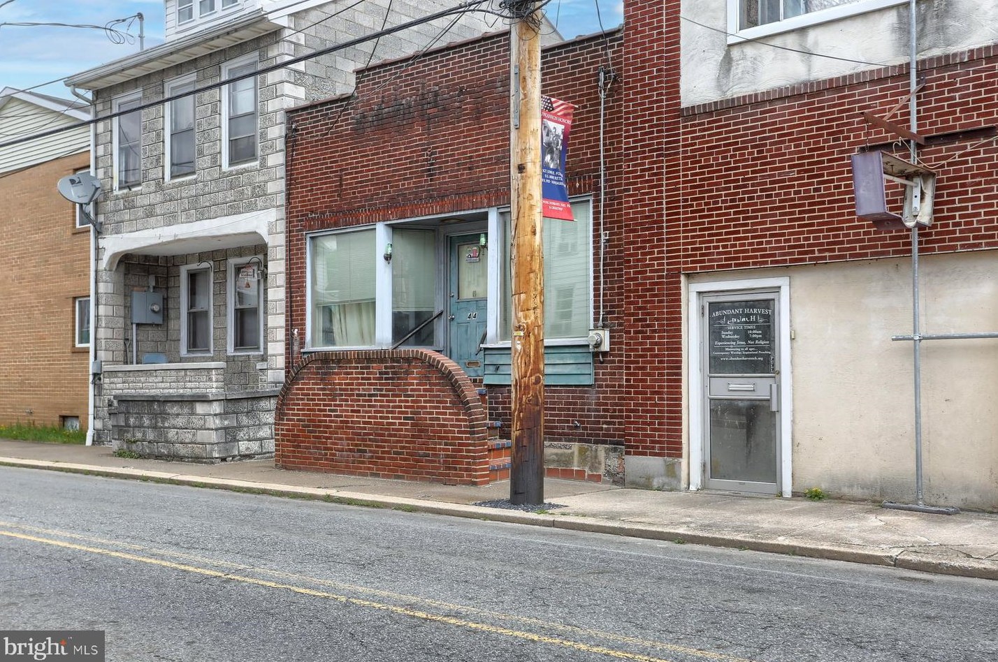 44 N Market St, Duncannon, PA 17020