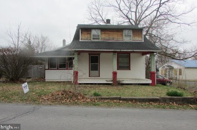 699 S Front St, Mount Patrick, PA 17045