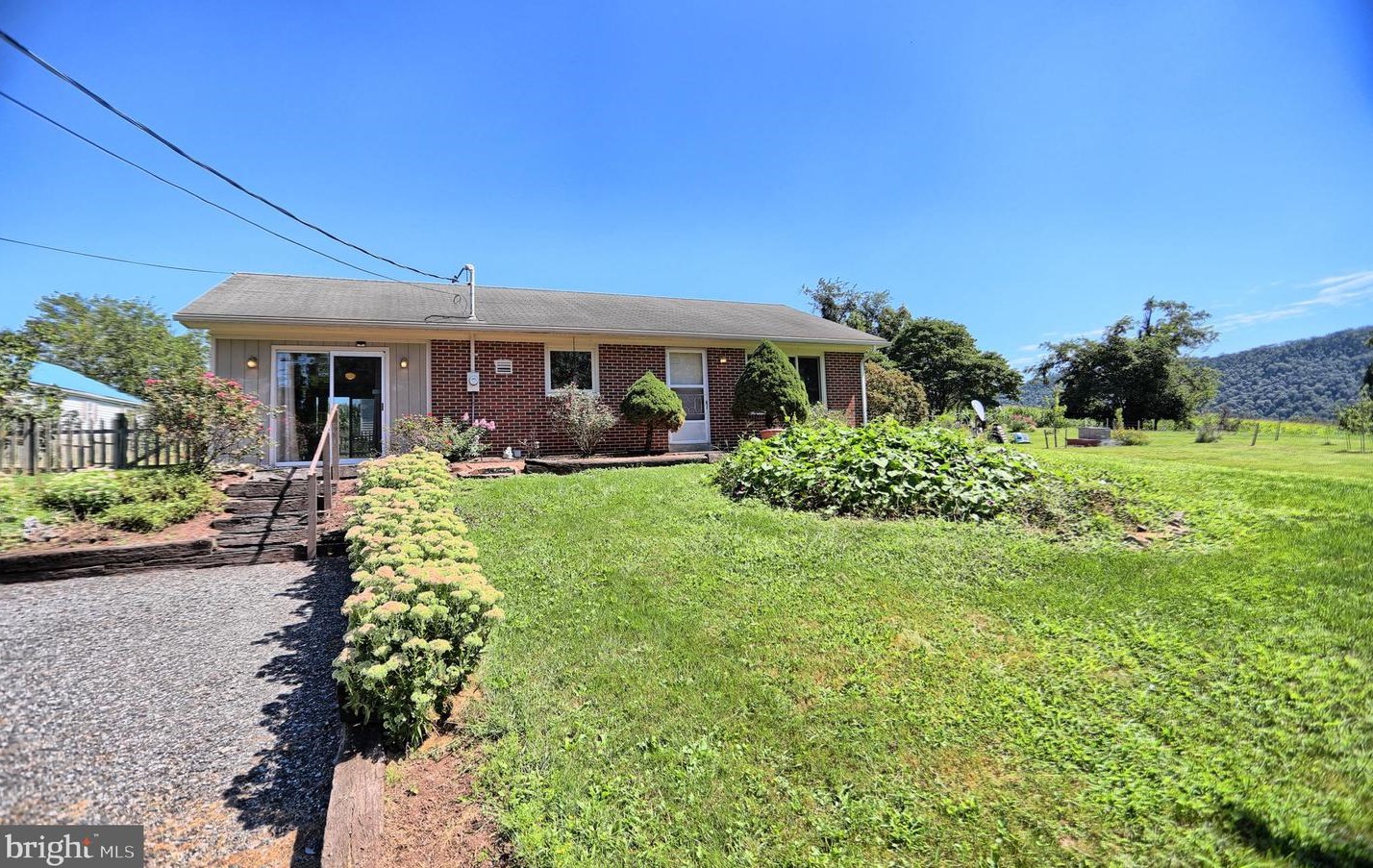 20 Riverview Rd, Mount Patrick, PA 17045