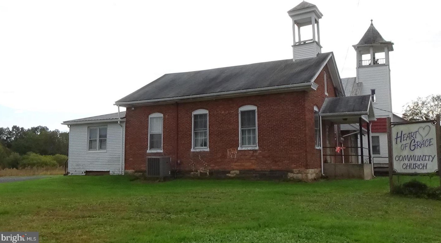12 Milford Rd, Wila, PA 17074-7476