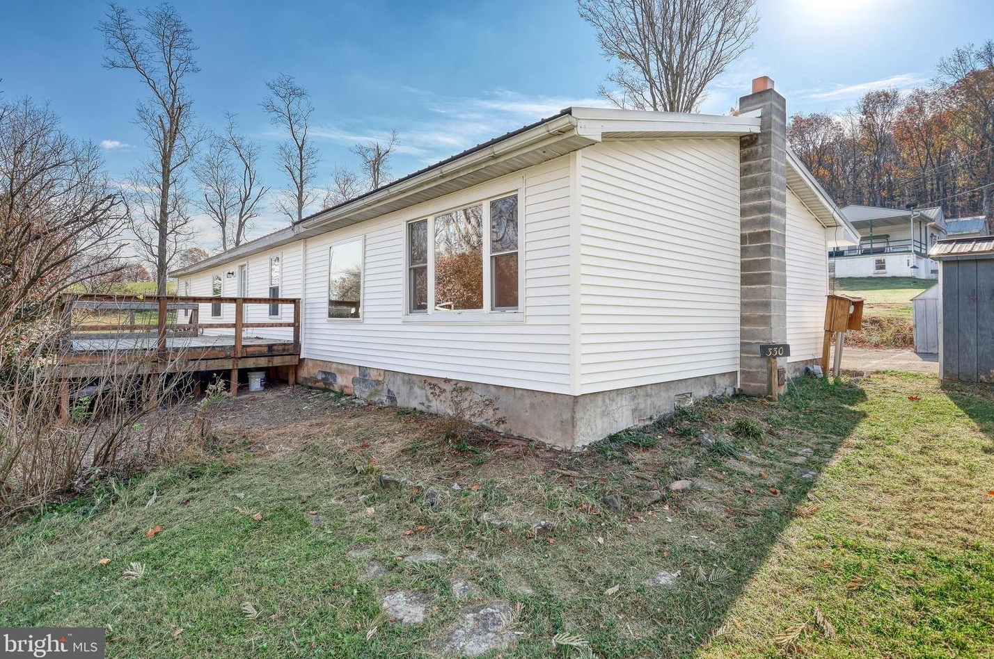 330 Youngs Church Rd, Shermansdale, PA 17090