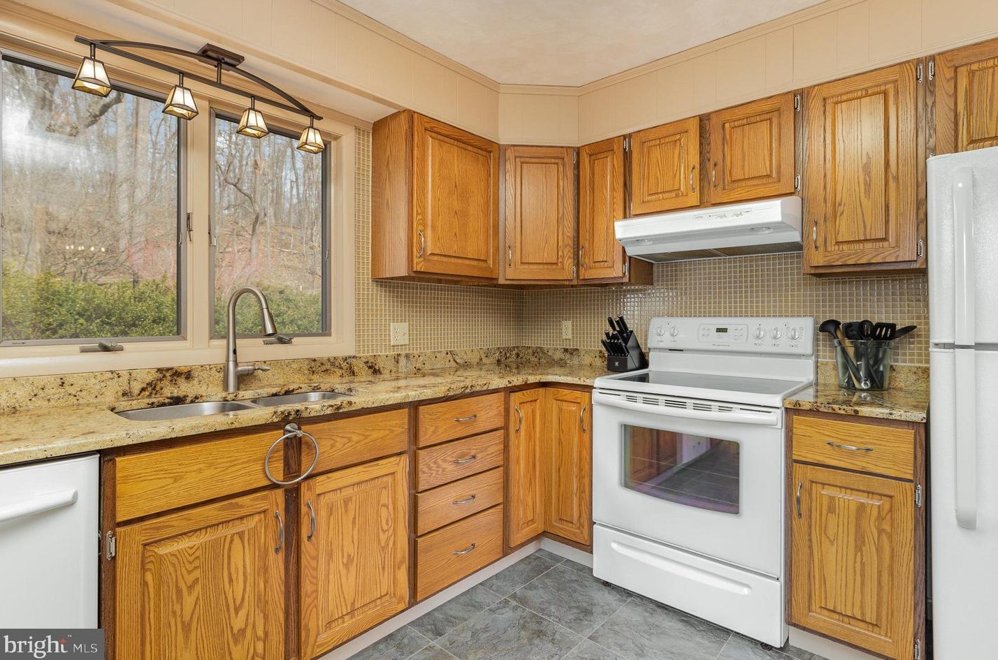 535 Sandy Hollow Rd, Paradise Park PA  17068-9207 exterior