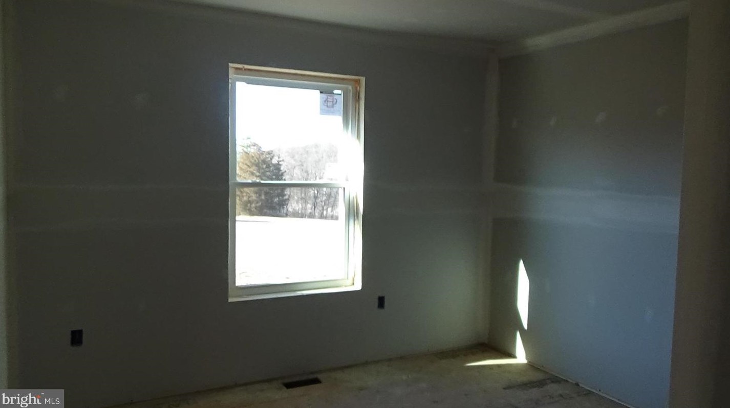 152 Old State Rd, Shermansdale, PA 17090