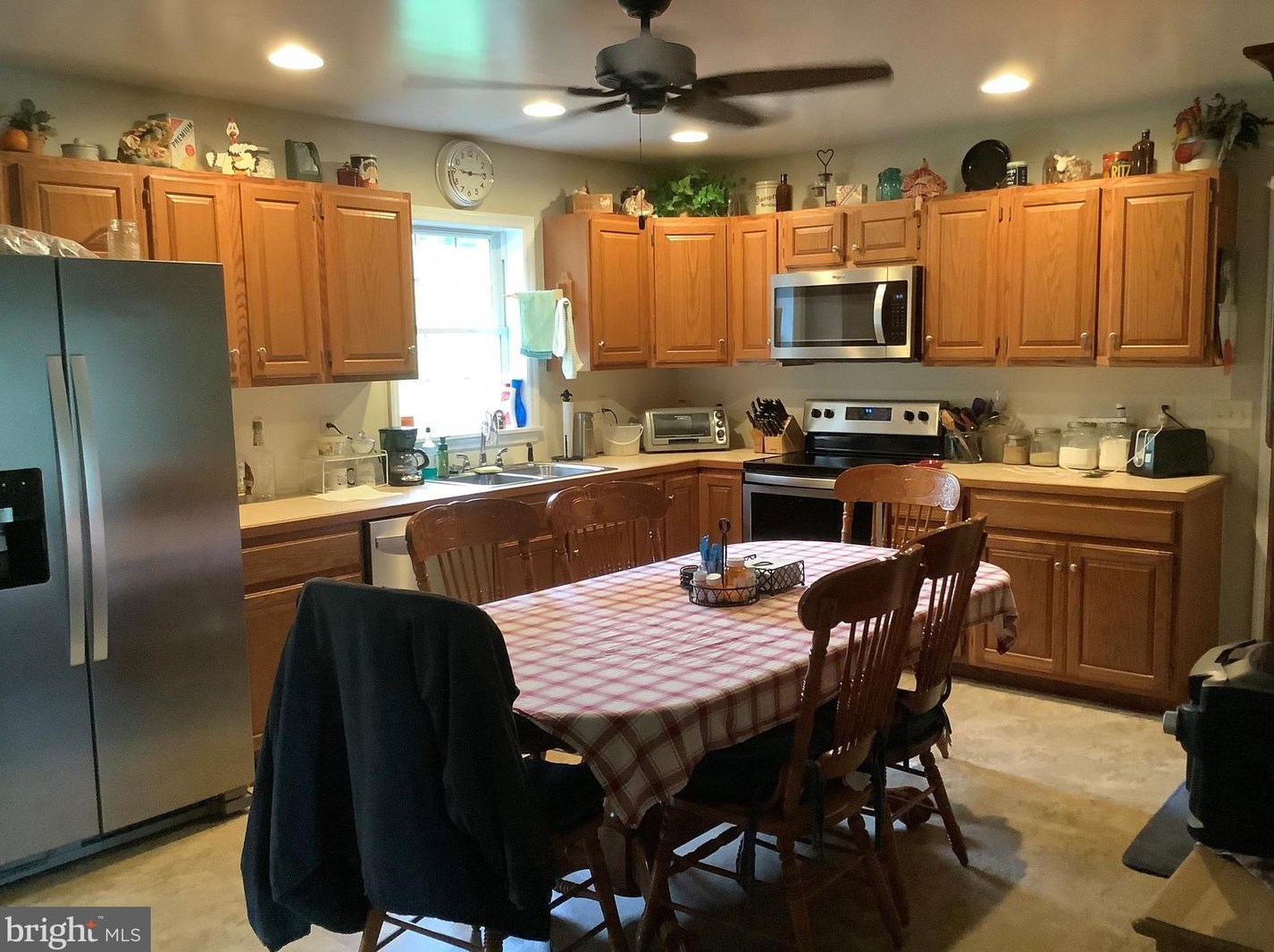 17 Woodchuck Trl, Eshcol, PA 17062