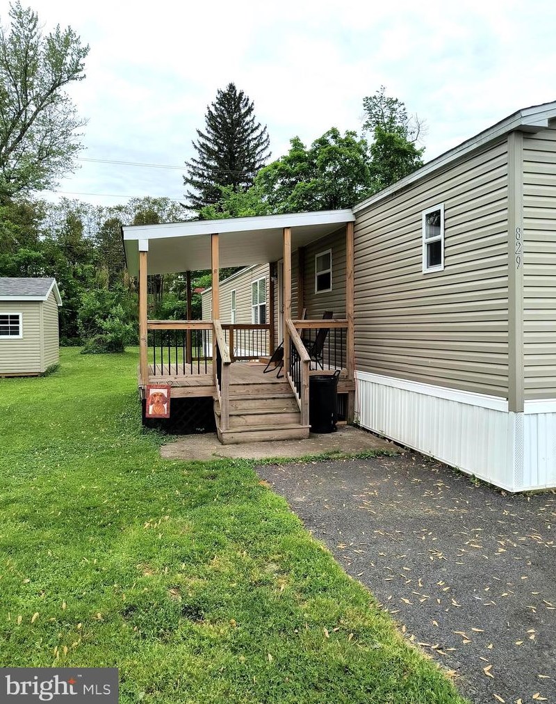 829 Pintail Dr, Wila, PA 17074