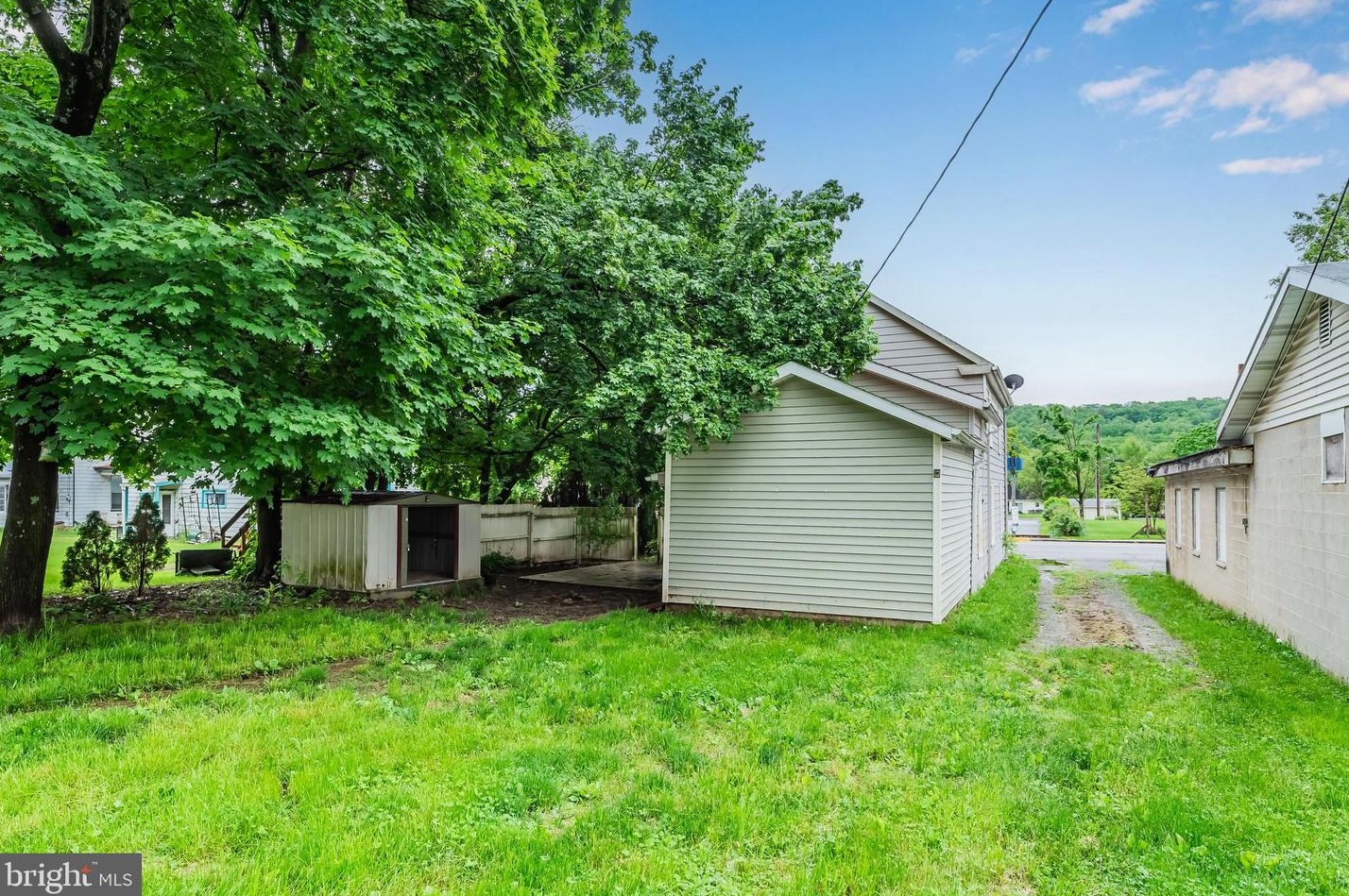 228 Main St, Paradise Park PA  17068-9657 exterior