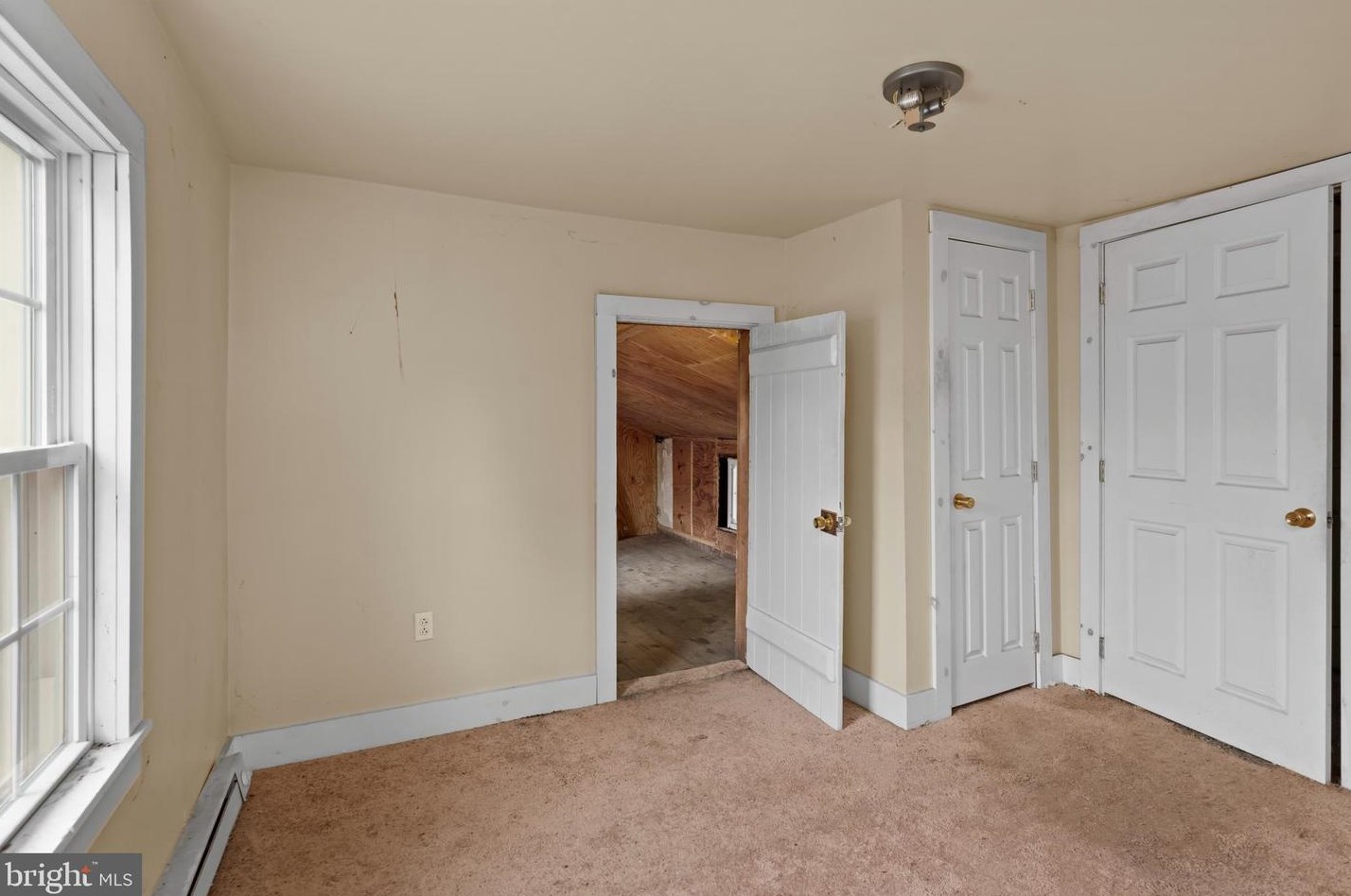 228 Main St, Paradise Park PA  17068-9657 exterior